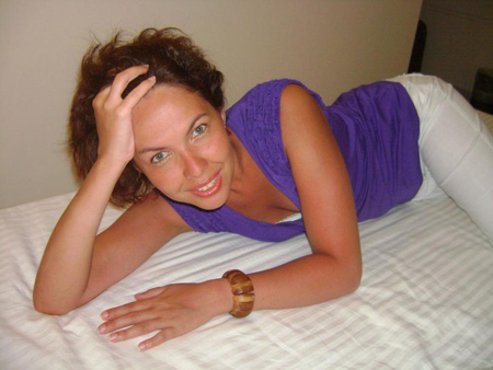 Rencontre Femme Cougar Aix-en-Provence (Bouches-du-Rhône) Mature célibataire cherche homme câlin dans le Sud